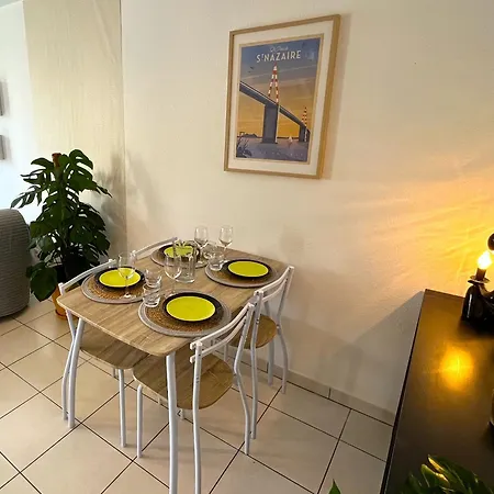 L'essentiel -proche Gare-wifi-parking Prive-2a4pers * 圣纳泽尔