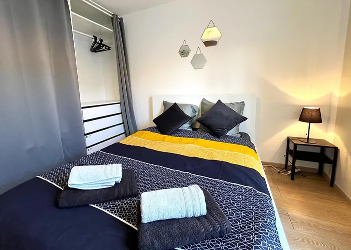 L'essentiel -proche Gare-wifi-parking Prive-2a4pers *